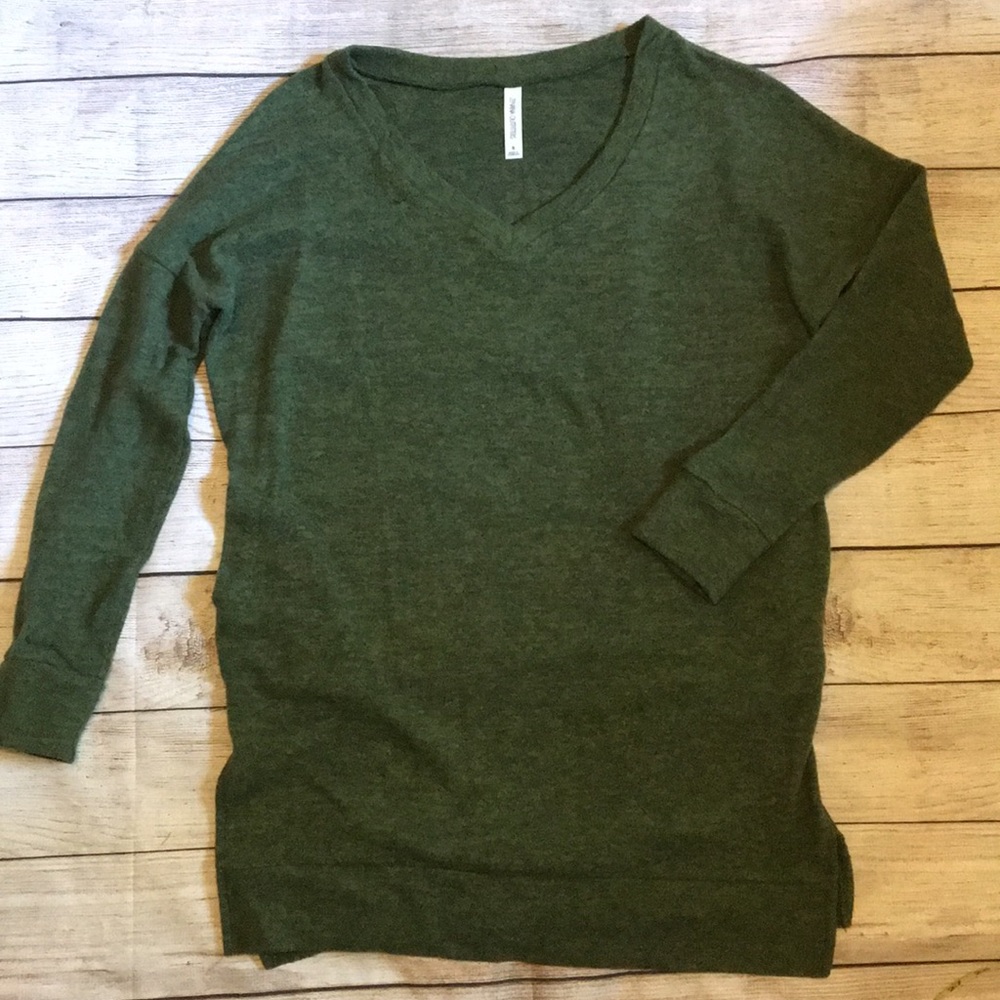 Sweater with pockets